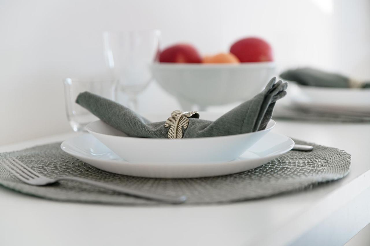 Love Is In The Air - By Myhomeincomo Eksteriør bilde